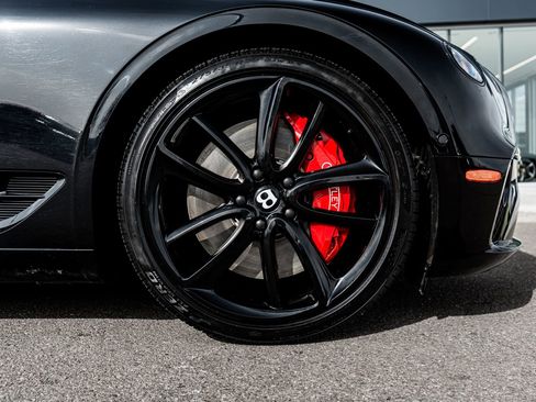 Used 2020 Bentley Continental GT image 16