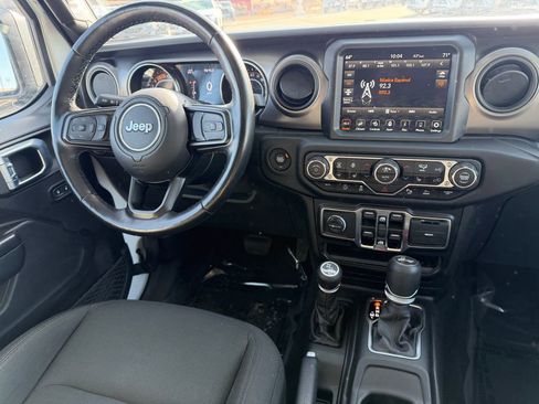 Used 2021 Jeep Wrangler Unlimited Sport image 21