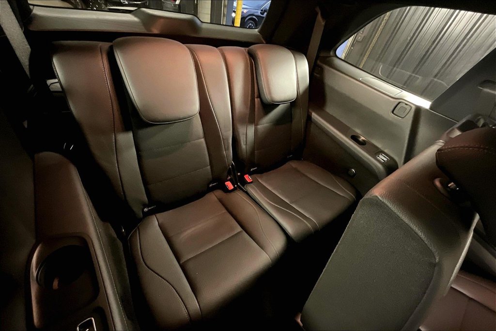 Used 2022 Mercedes-Benz GLS 450 4MATIC image 36