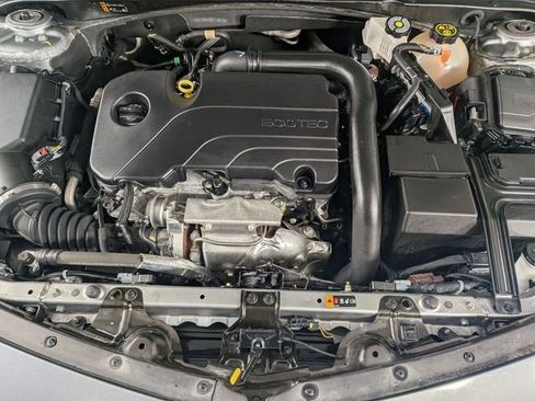 Used 2023 Chevrolet Malibu LT FWD image 30