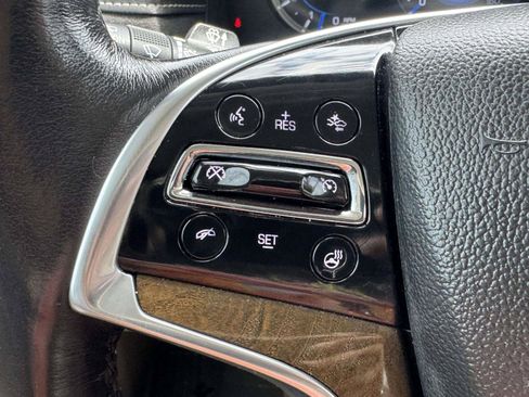 Used 2020 Cadillac Escalade Premium Luxury AWD/4WD image 27