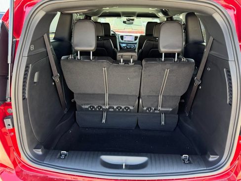 New 2026 Chrysler Pacifica Select FWD image 36