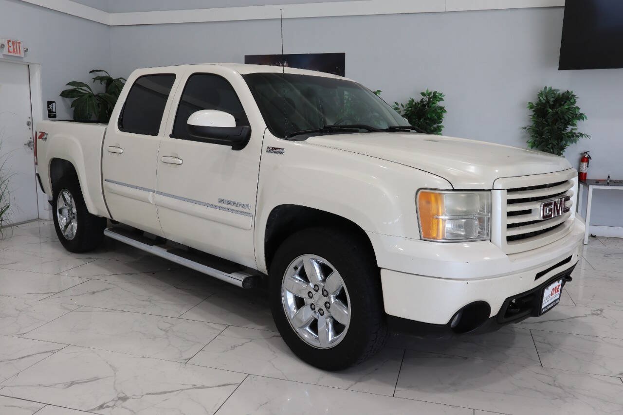 Used 2013 GMC Sierra 1500 SLE AWD/4WD image 1