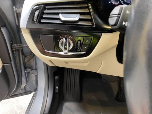 Used 2023 BMW 530e w/ Premium Package image 36