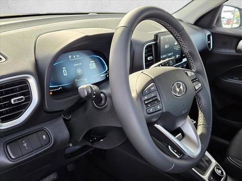 New 2026 Hyundai Venue SEL image 3