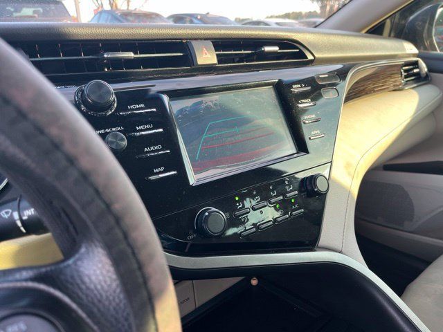 Used 2019 Toyota Camry LE FWD image 22