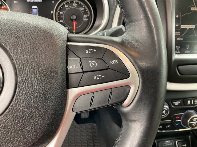 Used 2016 Jeep Cherokee Limited AWD/4WD image 20