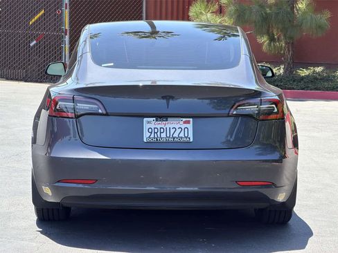 Used 2022 Tesla Model 3 RWD image 6