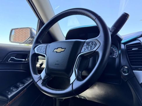 Used 2018 Chevrolet Tahoe Premier AWD/4WD image 10