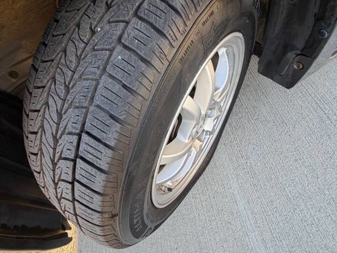 Used 2012 Toyota Prius V Five image 30