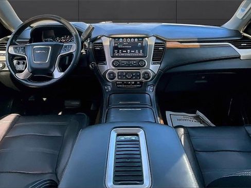 Used 2020 GMC Yukon XL Denali w/ Denali Ultimate Package image 12