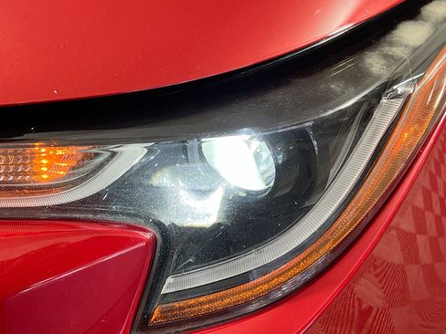 Used 2020 Toyota Corolla LE image 12