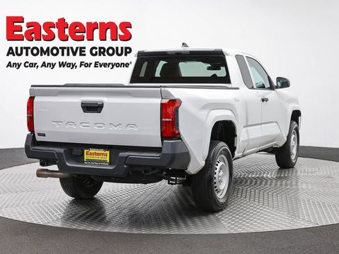 Used 2024 Toyota Tacoma SR RWD image 5