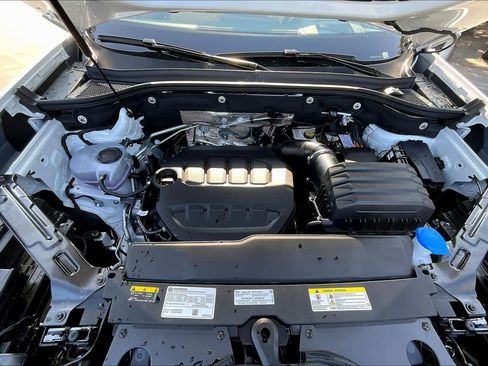 New 2026 Volkswagen Atlas Cross Sport SEL image 16