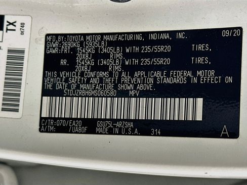 Used 2021 Toyota Highlander XSE AWD/4WD image 12