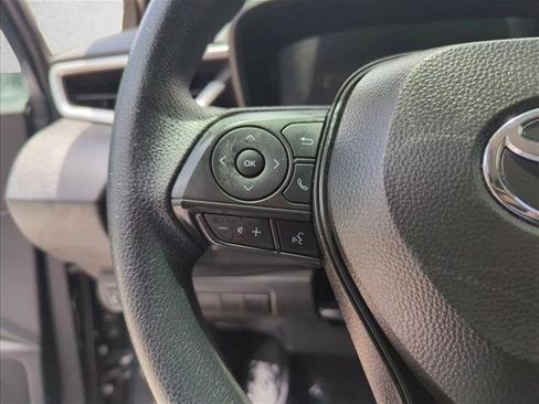 Certified 2025 Toyota Corolla LE FWD image 18