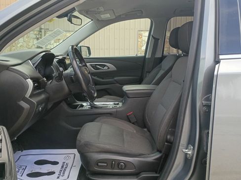 Used 2019 Chevrolet Traverse LT image 13