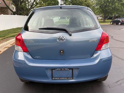Used 2009 Toyota Yaris 4-Door Hatchback FWD image 10