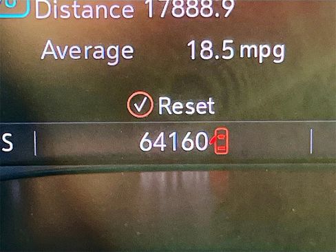 Used 2022 Chevrolet Colorado Z71 image 12