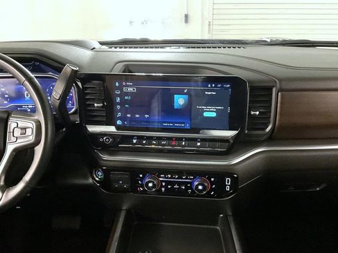 Certified 2025 Chevrolet Silverado 3500 High Country w/ High Country Premium Package image 12