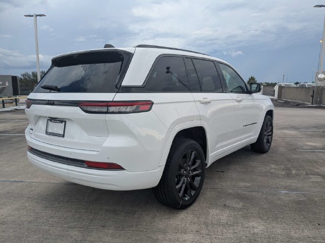New 2026 Jeep Grand Cherokee Limited AWD/4WD image 4