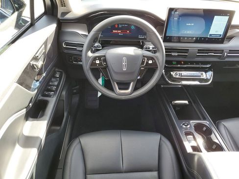 New 2026 Lincoln Corsair Grand Touring AWD/4WD image 16