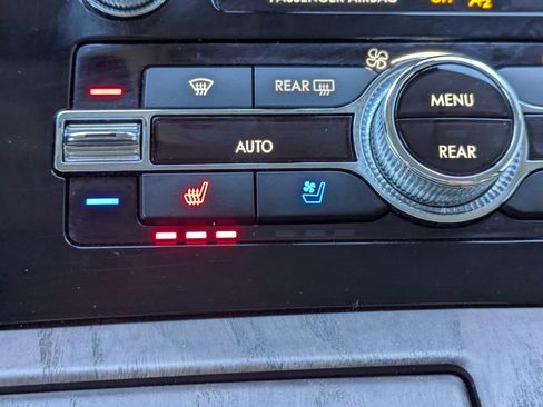 Certified 2024 Lincoln Navigator L Reserve AWD/4WD image 29