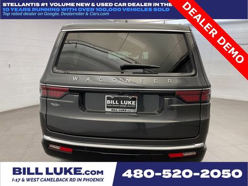 New 2025 Jeep Wagoneer image 5