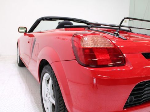 Used 2001 Toyota MR2 image 47