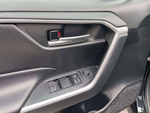 Certified 2023 Toyota RAV4 XLE w/ Convenience Package image 17