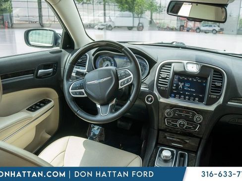 Used 2018 Chrysler 300 Limited w/ Safetytec Plus Group RWD image 15