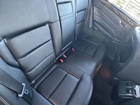 Used 2014 Mercedes-Benz E 350 Sedan image 14