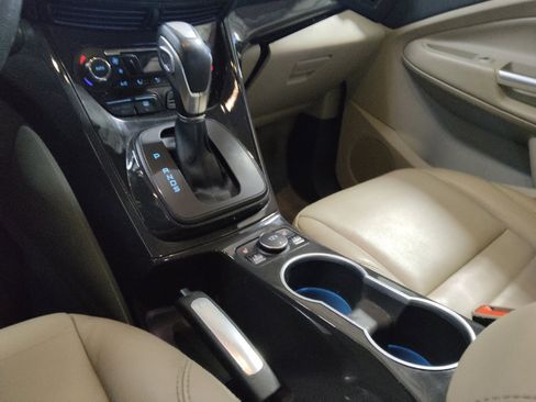 Used 2016 Ford Escape Titanium FWD image 26
