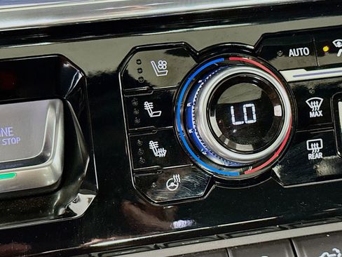 Used 2024 GMC Sierra 1500 Denali image 22