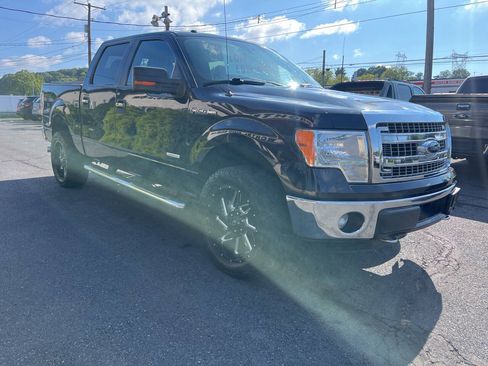 Used 2014 Ford F150 XLT w/ Equipment Group 302A Luxury AWD/4WD image 4