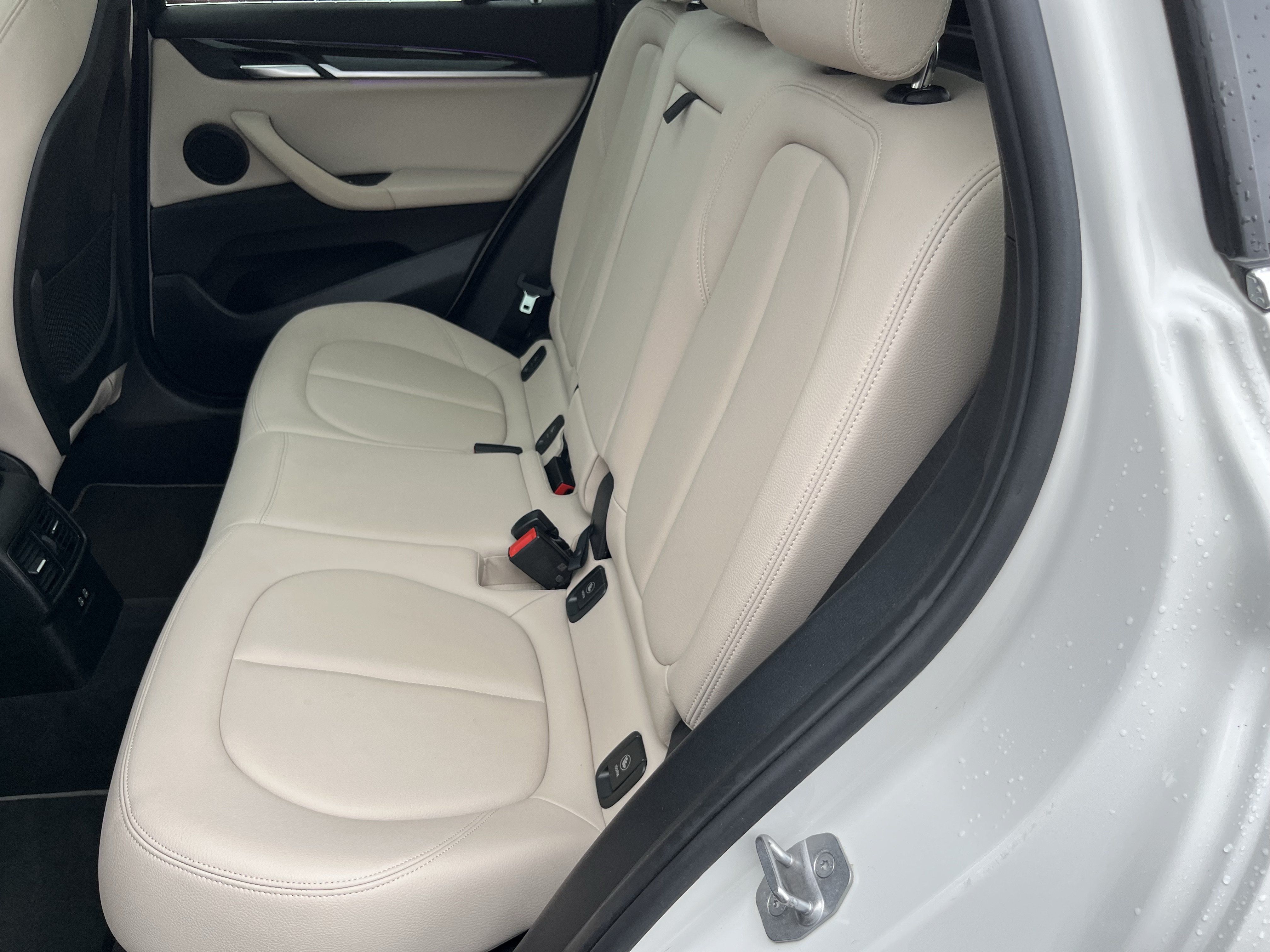 Used 2022 BMW X1 xDrive28i w/ Premium Package AWD/4WD image 18