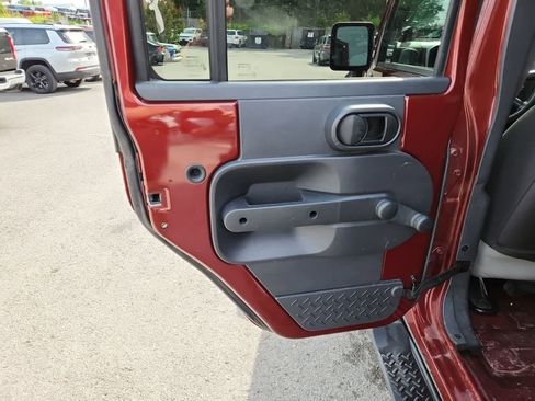 Used 2008 Jeep Wrangler Unlimited X AWD/4WD image 28