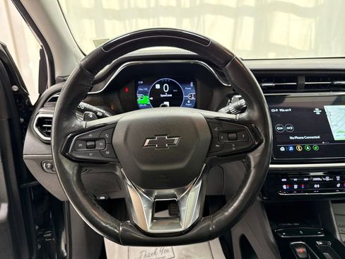 Used 2023 Chevrolet Bolt EUV Premier w/ Sun & Sound Package image 23