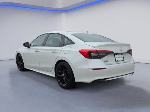 Used 2022 Honda Civic Sport image 3