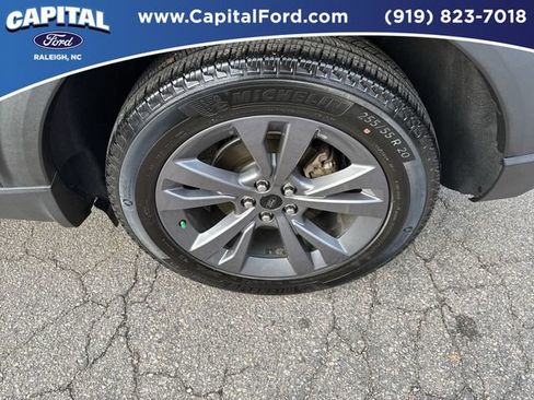 Certified 2022 Ford Explorer XLT w/ Equipment Group 202A image 13