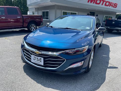 Used 2019 Chevrolet Malibu LS w/ LPO, Convenience Package 1 image 4