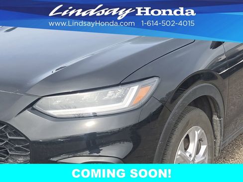 Used 2023 Honda HR-V LX image 2