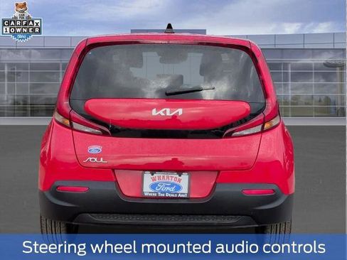 Used 2022 Kia Soul LX w/ Technology Package FWD image 5
