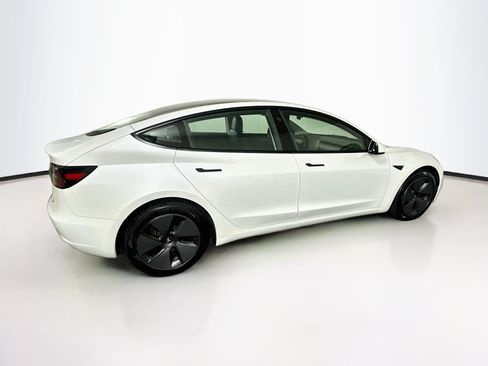Used 2023 Tesla Model 3 Standard Range RWD image 10