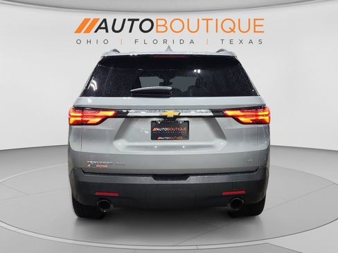 Used 2023 Chevrolet Traverse LT w/ LT Premium Package AWD/4WD image 4