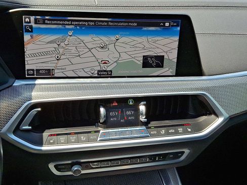 Used 2020 BMW X5 xDrive40i w/ M Sport Package AWD/4WD image 20
