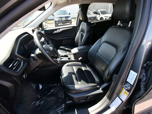 Used 2024 Ford Escape Platinum AWD/4WD image 14