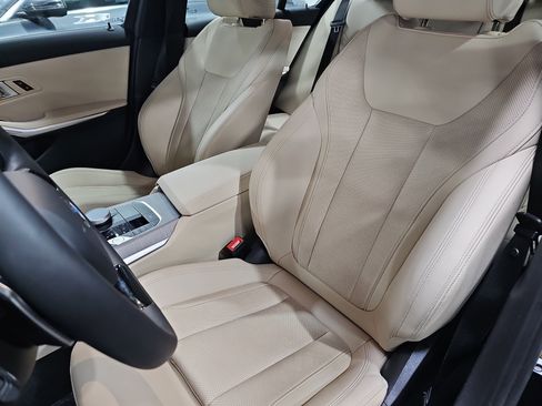 Certified 2025 BMW 330i Sedan w/ Premium Package image 16