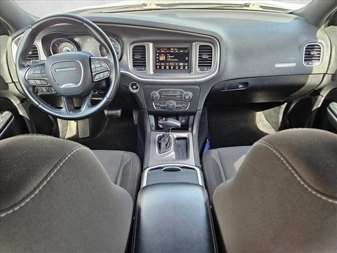 Used 2022 Dodge Charger SXT RWD image 16