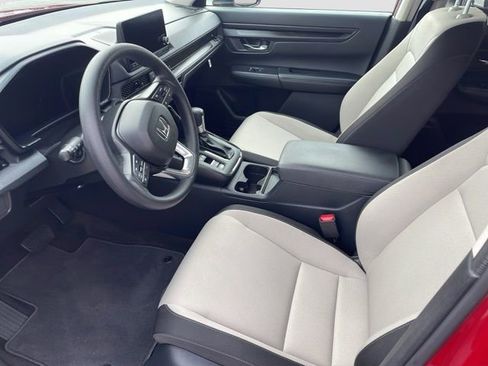 Used 2025 Honda CR-V LX image 10